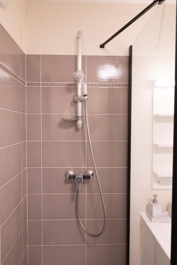 Apartamento Machouart Le Duplex -Parking Gratuit Equipee Commodites- Aubervilliers Exterior foto